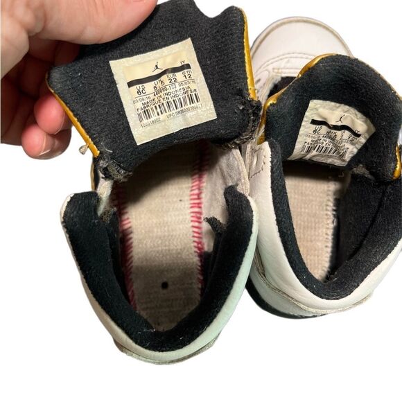 Baby Jordan retro 5 Olympic gold coin - Picture 8 of 9